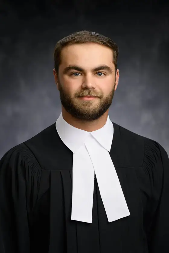 ਲੂਕਾਸ ਪੁਆਰੀਏ, ਆਰਟੀਕਲਡ ਕਲਰਕ, Mike Murphy Law Group, ਮੌਂਕਟਨ